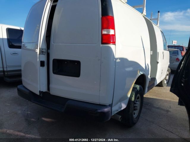 1GCWGAFG9L1275655 Chevrolet Express Cargo Rwd 2500 Regular Wheelbase Wt