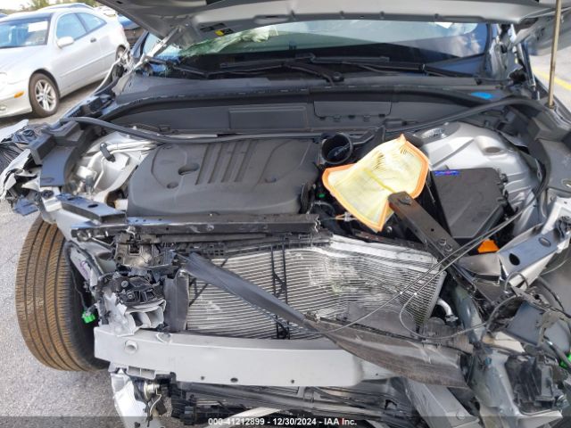 YV4L12RK1R1908391 Volvo Xc60 B5 Core Dark Theme