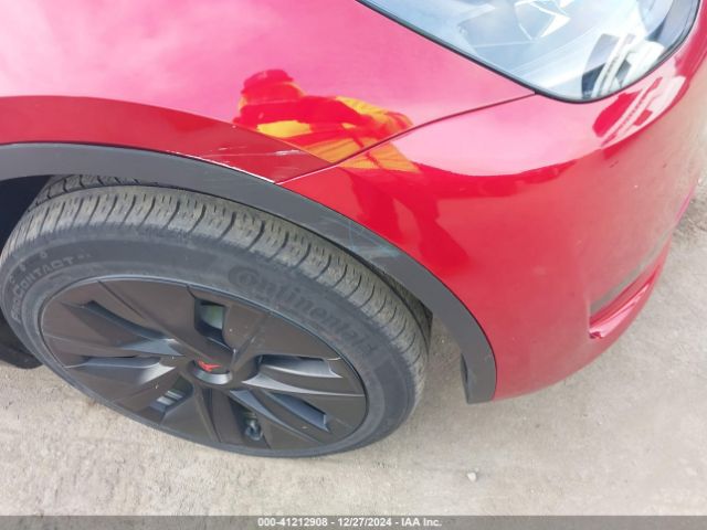 7SAYGDED7RF052678 Tesla Model Y