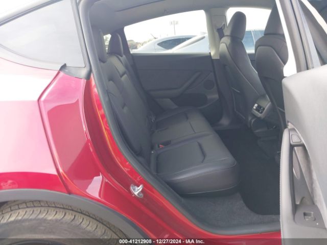 7SAYGDED7RF052678 Tesla Model Y