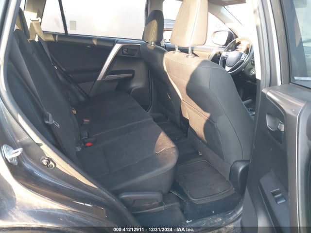 Toyota RAV4 LE 2016 JTMBFREV1GJ092661 Image 8