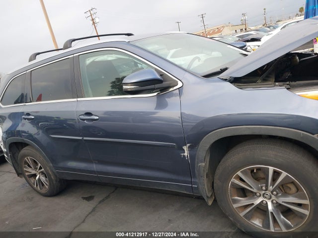 Toyota Highlander Xle V6 2016 5TDJKRFH5GS300074 Image 12