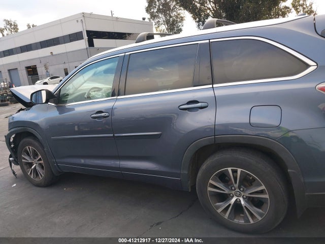 Toyota Highlander Xle V6 2016 5TDJKRFH5GS300074 Image 13