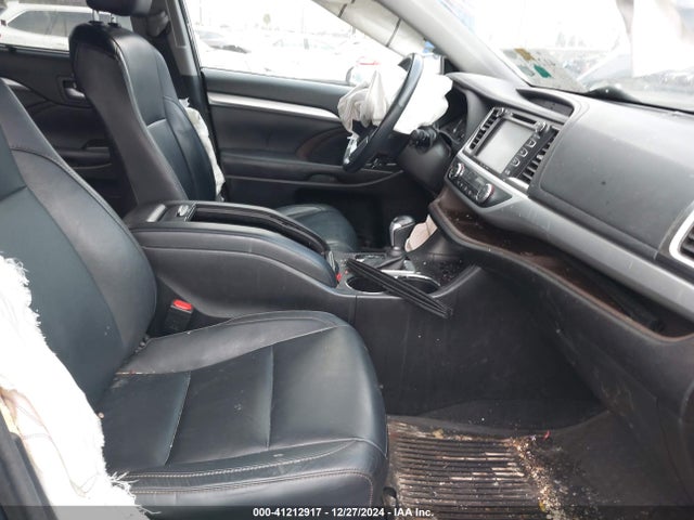 Toyota Highlander Xle V6 2016 5TDJKRFH5GS300074 Image 5