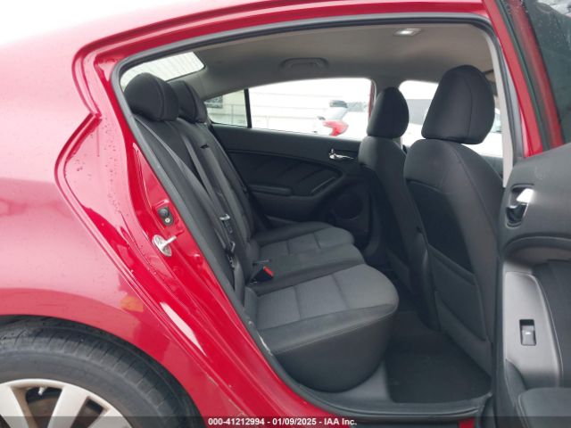 KNAFX4A64E5174757 KIA FORTE LX