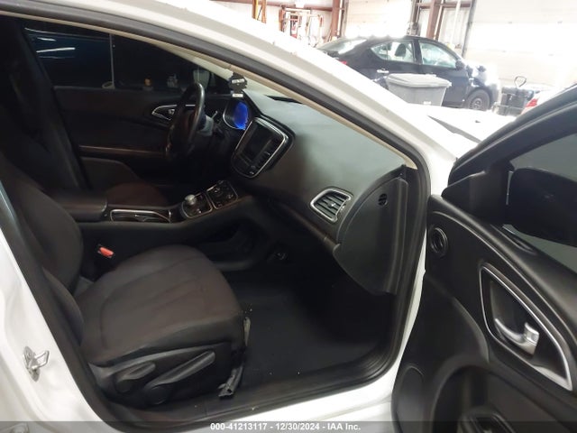 1C3CCCAB2FN683146 Chrysler 200 Limited