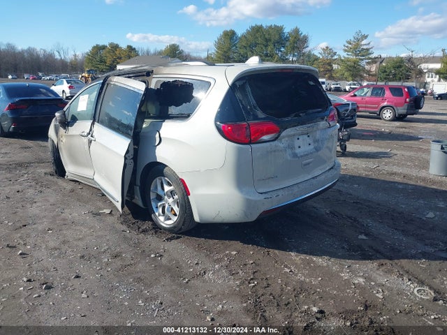 2C4RC1BGXHR794828 Chrysler Pacifica Touring L