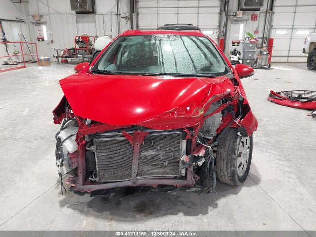 JTDKDTB36E1557972 Toyota Prius C Two