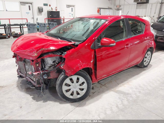 JTDKDTB36E1557972 Toyota Prius C Two