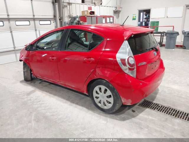 JTDKDTB36E1557972 Toyota Prius C Two