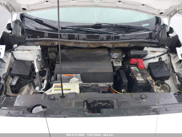 1N4BZ1CP9KC320843 Nissan Leaf Sv Plus