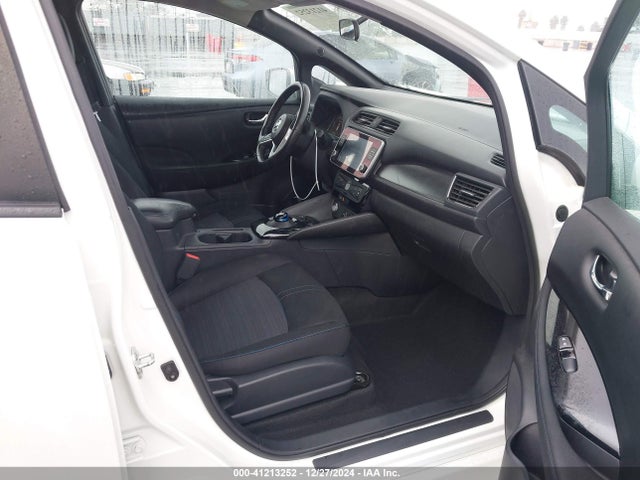 1N4BZ1CP9KC320843 Nissan Leaf Sv Plus