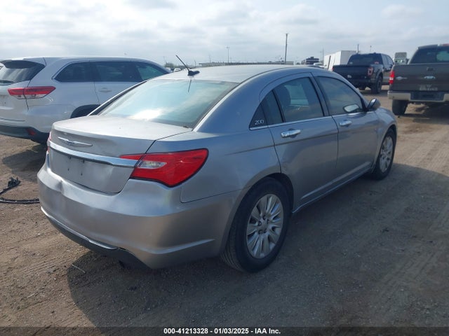 1C3CCBAB3EN168441 Chrysler 200 LX