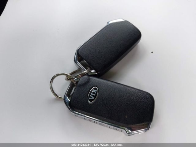 KNDJ33AU9L7041365 KIA SOUL EX