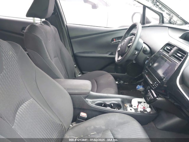 JTDKBRFU8G3509246 Toyota Prius Two