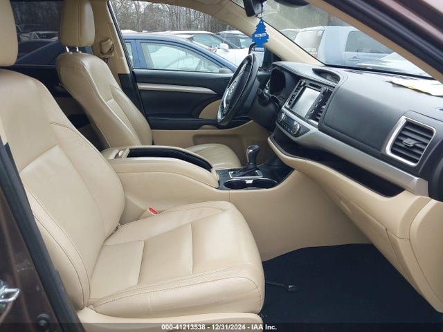 Toyota Highlander Xle 2018 5TDJZRFH1JS876490 Image 5