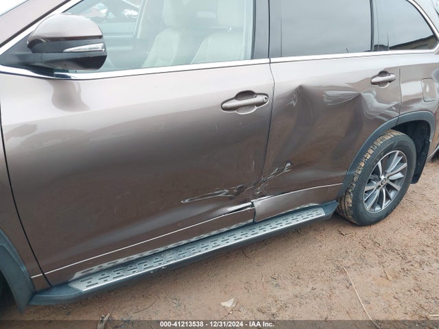 Toyota Highlander Xle 2018 5TDJZRFH1JS876490 Image 6