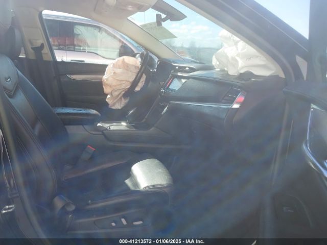 1GYKNBRS5HZ164209 Cadillac XT5 LUXURY