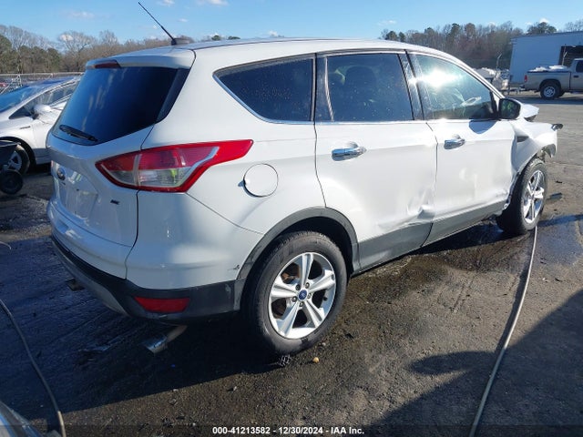 1FMCU0G70FUA46980 Ford ESCAPE SE