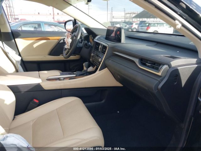 2T2HZMAA8NC240994 Lexus RX 350
