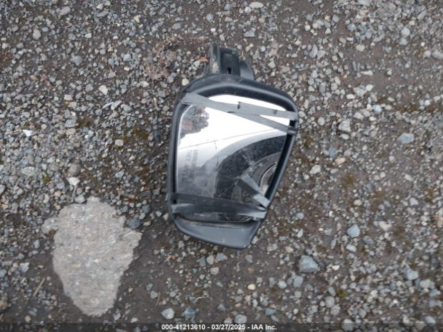 3N1CE2CP8GL353590 Nissan 2016