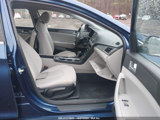 Hyundai SONATA SE 2015 5NPE24AF0FH154567 Image 5