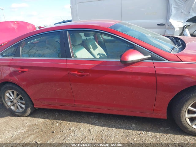 Hyundai SONATA SE 2019 5NPE24AF0KH820482 Image 13