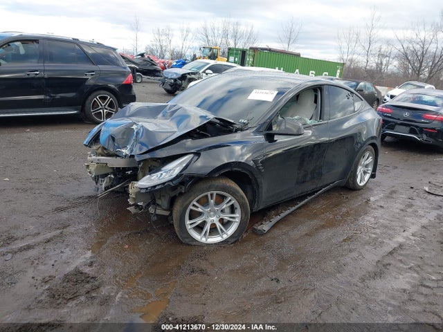 2021 TESLA MODEL Y 5YJYGDEEXMF121281 Photo 1