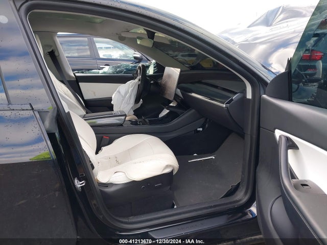 2021 TESLA MODEL Y 5YJYGDEEXMF121281 Photo 4