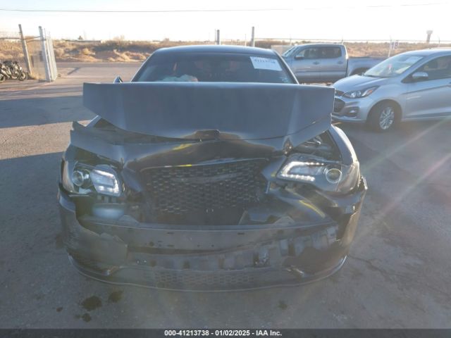 2C3CCAAG8MH530518 Chrysler 300 Touring