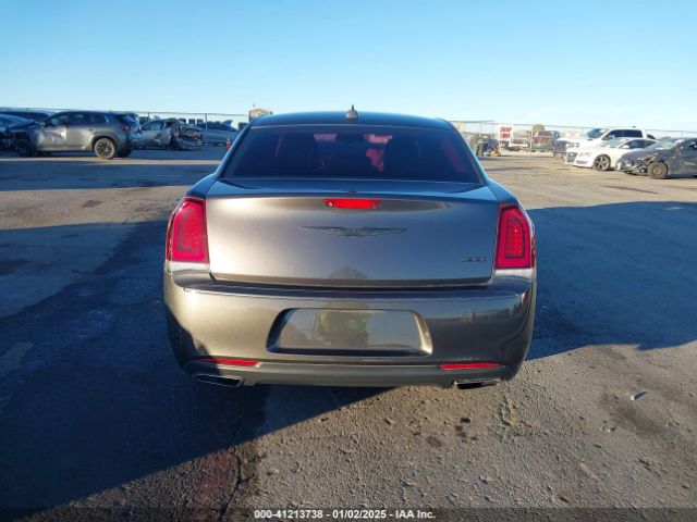 2C3CCAAG8MH530518 Chrysler 300 Touring