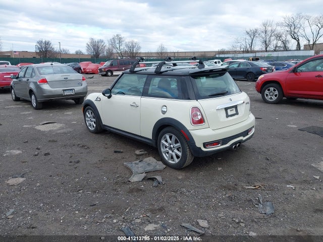 2012 MINI COOPER S WMWSV3C50CT385689 Photo 2