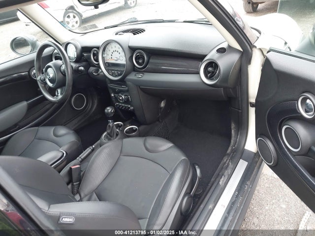 2012 MINI COOPER S WMWSV3C50CT385689 Photo 4