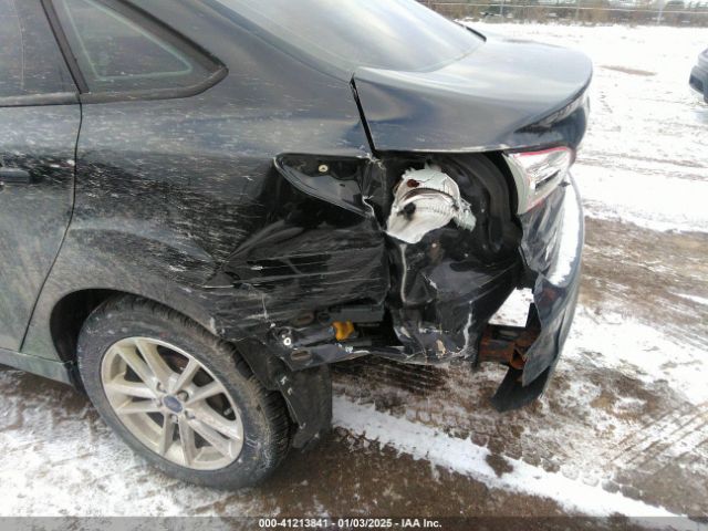 1FADP3F29HL291718 Ford FOCUS SE