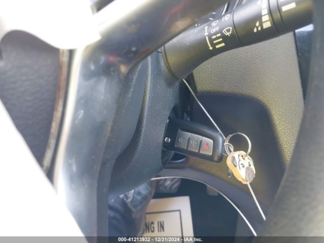JN1BJ1CPXJW189620 Nissan Rogue Sport S