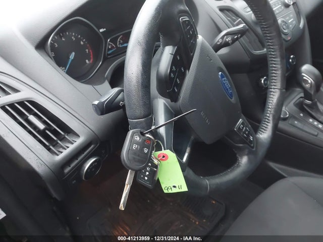Ford FOCUS SE 2017 1FADP3F20HL209911 Image 11