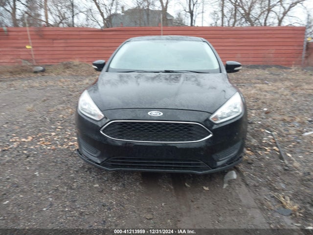 Ford FOCUS SE 2017 1FADP3F20HL209911 Image 12