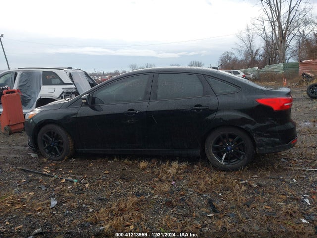 Ford FOCUS SE 2017 1FADP3F20HL209911 Image 14