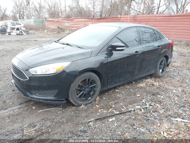 Ford FOCUS SE 2017 1FADP3F20HL209911 Image 2