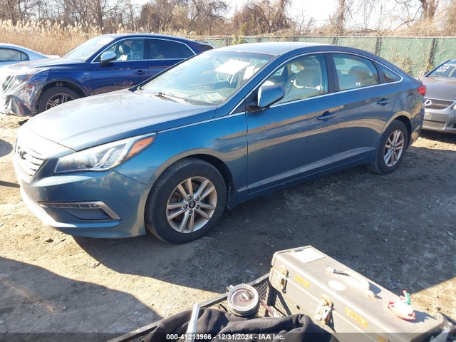 Hyundai SONATA SE 2015 5NPE24AF4FH145581 Image 2