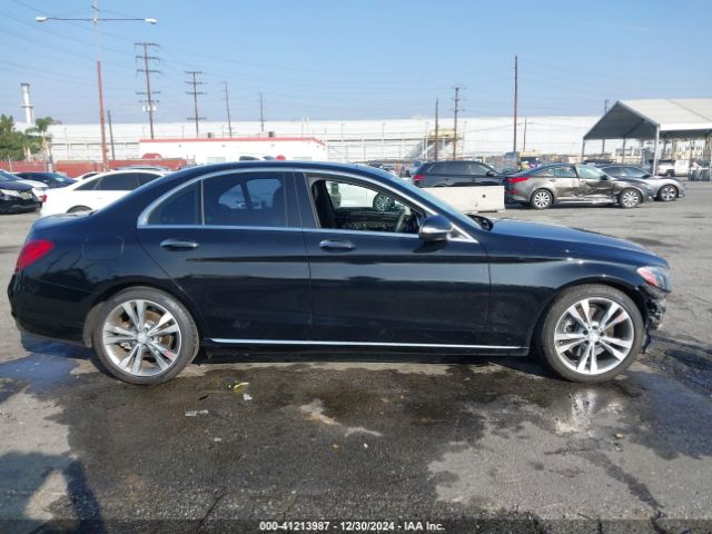 55SWF4JB7FU087565 Mercedes-Benz C 300 Luxury/sport