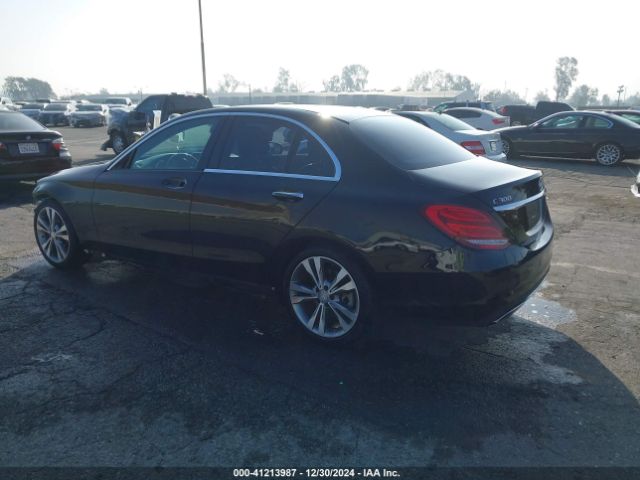 55SWF4JB7FU087565 Mercedes-Benz C 300 Luxury/sport