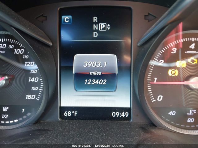 55SWF4JB7FU087565 Mercedes-Benz C 300 Luxury/sport