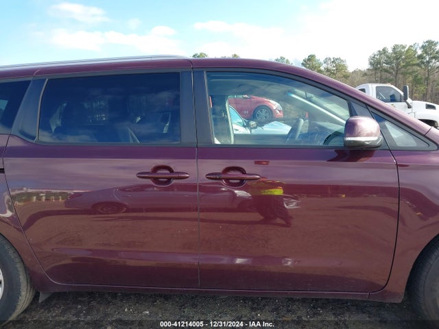 KIA SEDONA LX 2017 KNDMB5C12H6268747 Image 14
