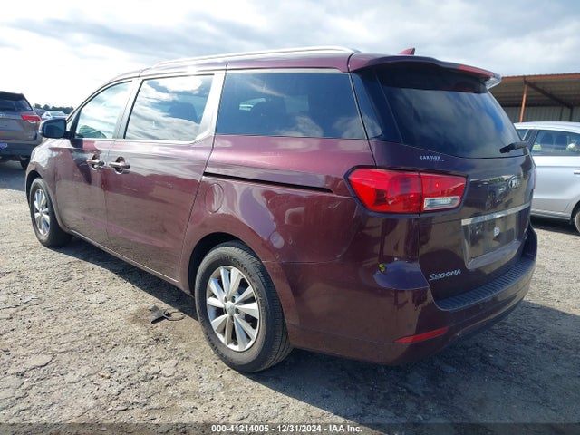 KIA SEDONA LX 2017 KNDMB5C12H6268747 Image 3