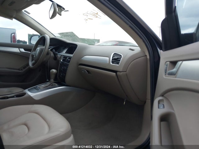 Продаж на аукціоні авто 2012 Audi A4 Premium, vin: WAUAFAFL5CA115876, номер лоту: 41214032