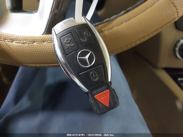 WDDGF8AB8ER318002 Mercedes-Benz C 300 Luxury 4matic/sport 4matic