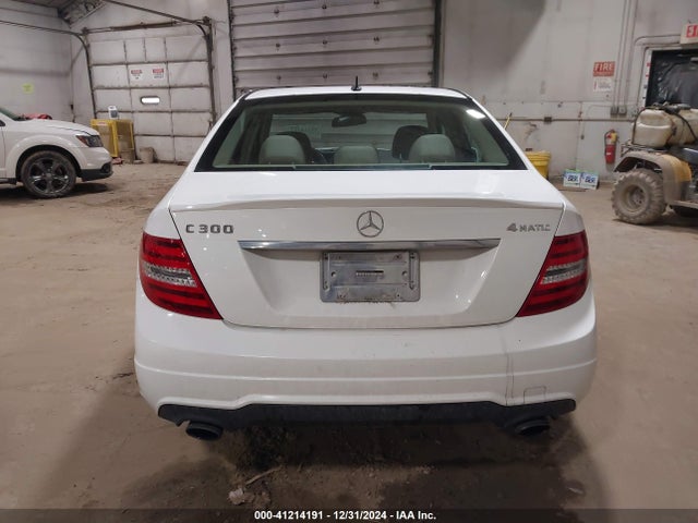WDDGF8AB8ER318002 Mercedes-Benz C 300 Luxury 4matic/sport 4matic