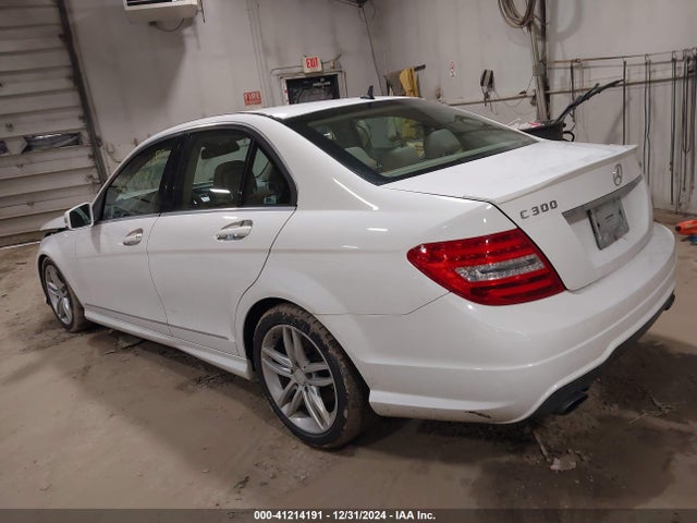 WDDGF8AB8ER318002 Mercedes-Benz C 300 Luxury 4matic/sport 4matic