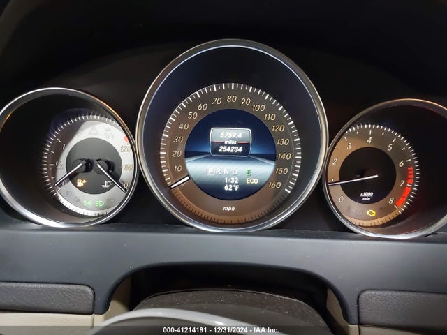 WDDGF8AB8ER318002 Mercedes-Benz C 300 Luxury 4matic/sport 4matic